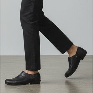 Ariat heeled mule size 9.5 black leather